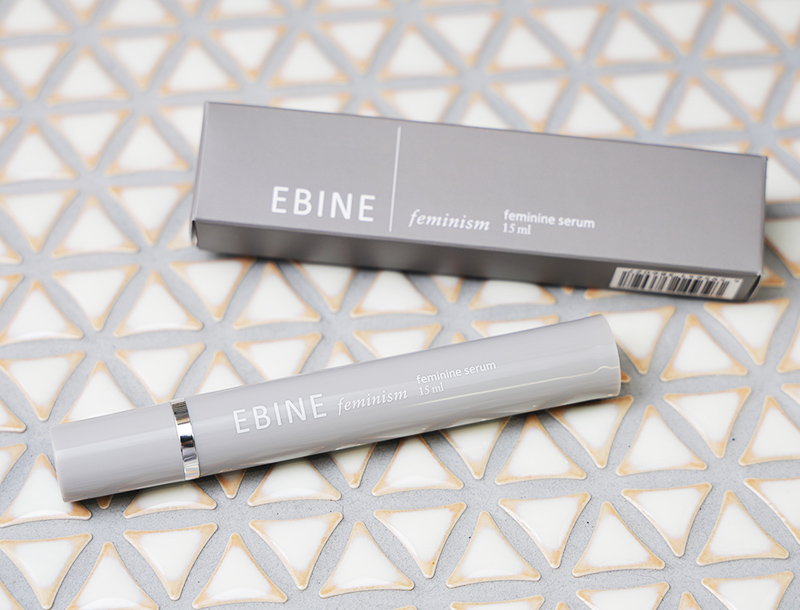 EBINE feminine serum 本体とパッケージ